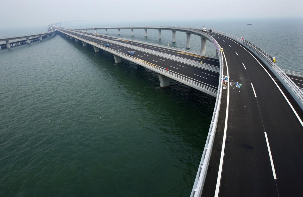 Weinan Weihe Grand Bridge